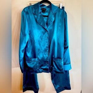 Pajamagram women’s M teal silky soft pajama set gramacore 50’s comfy lou…